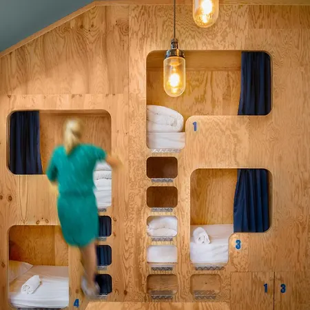 Eklo Otel Lille