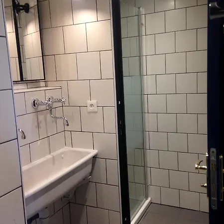 Eklo Otel Lille