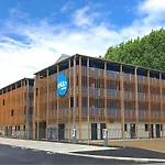 Eklo Hotel 2*